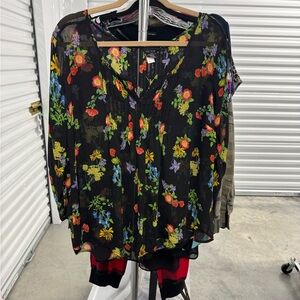 Torrid | Chiffon 3/4 Sleeve Floral Top | size 2
